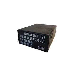 1994-99 BMW E36 3-SERIES WINDSHIELD WIPER CONTROL UNIT 8366381 61.35-8 366 381